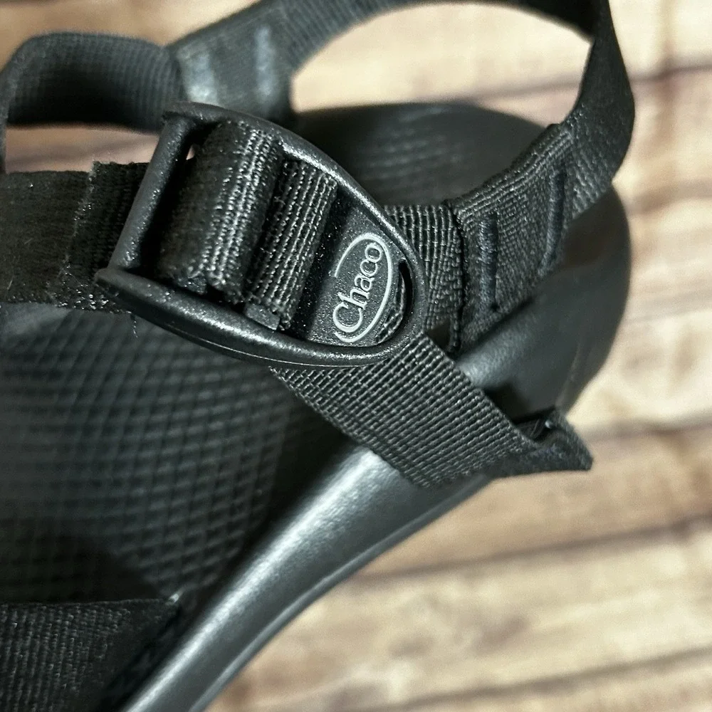 Chaco Mega Z Cloud Kids 6 Women's 8 Solid Black Hiking Active Sandals - Picture 6 of 9